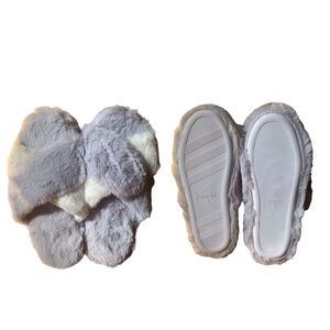 FAMIPORT CROSS BAND FLUFFY FUZZY TWO TONE SLIPPERS WOMEN COLOR GRAY SIZE S 5.5…